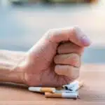 riscuri sanatate mic fumător renuntare la fumat laserostop centru anti fumat